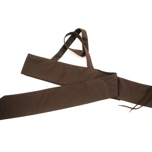 Cotton bow cover, closed with a string