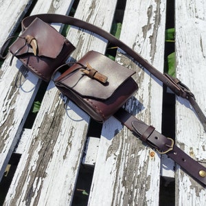 Shoulder belt with pouches, Ithilien Ranger cosplay, natural leather, antler tip