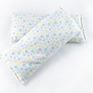 Spring Polka Dots Microwave Heating Pad, Reusable Hot-Cold Therapy  for Migraines, Headaches, Anxiety, Sore Muscles, etc.
