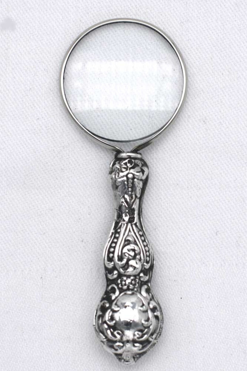 Magnifying Glass with Sterling Silver Handle Hallmarked Birmingham 1910