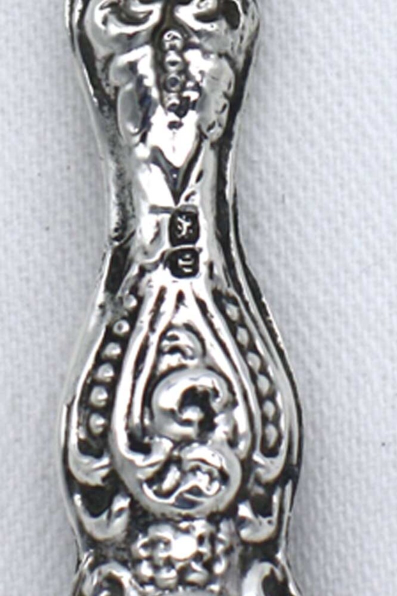 Magnifying Glass with Sterling Silver Handle Hallmarked Birmingham 1910