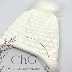 White baby hat, fleece lined hat, pom pom hat, white knitted hat, baby hat, beanie baby hat, pom pom hat, unisex baby hat, white unisex hat