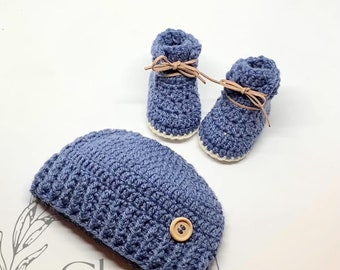 Crochet baby booties, baby shoes, baby boots, baby sneakers, unisex baby shoes, 0-3, 3-6, 6-9 month, unisex baby gift, baby announcement