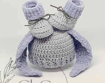 Unisex crochet baby set, grey, baby booties, bunny hat, fur shoes, gray baby set, crochet booties, bunny set, baby shower, spring baby gift