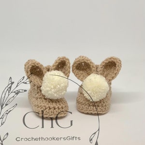 Crochet baby booties, bunny booties, baby booties, Easter baby, unisex booties, new baby gift, baby, Easter bunny, first Easter, spring baby