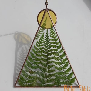Montaña de vidrio con sol - Decoración de montañas con helechos secos - Helechos prensados, atrapasol moderno, arte de plantas prensadas - Regalo de árbol de Navidad