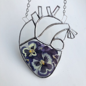 Medium Stained Glass Anatomical Heart: Dried Pansies Herbarium - Floral Human Anatomy Art - Pressed Plants Viola Tricolor Rustic Home Decor