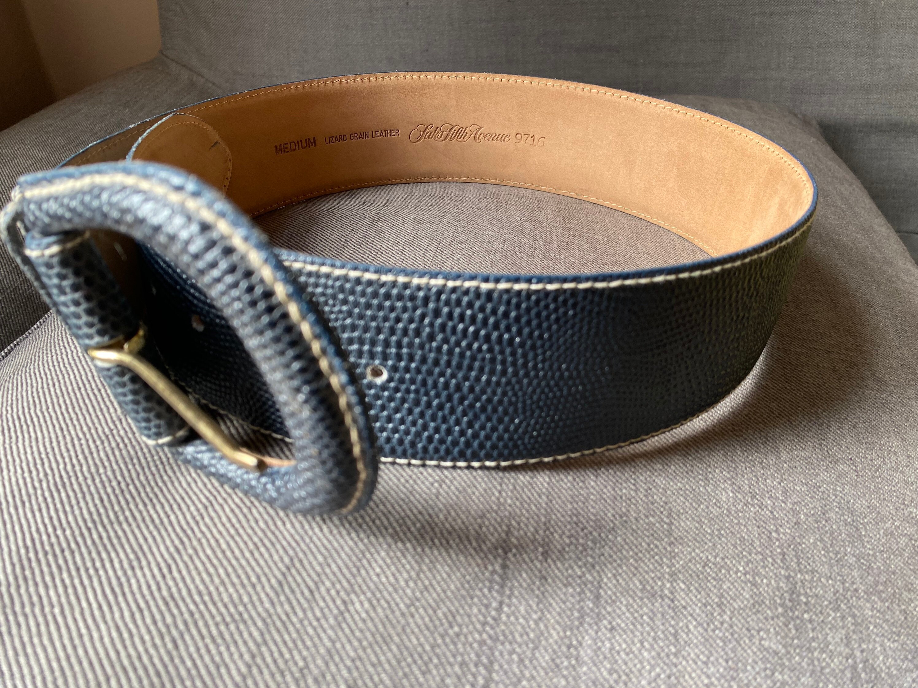 Vintage Saks Fifth Avenue Lizard Grain Leather Belt - Medium  display picture 3