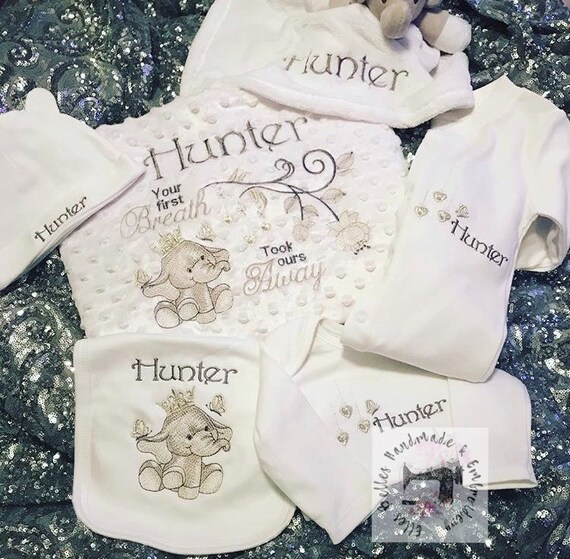 customised newborn baby clothes