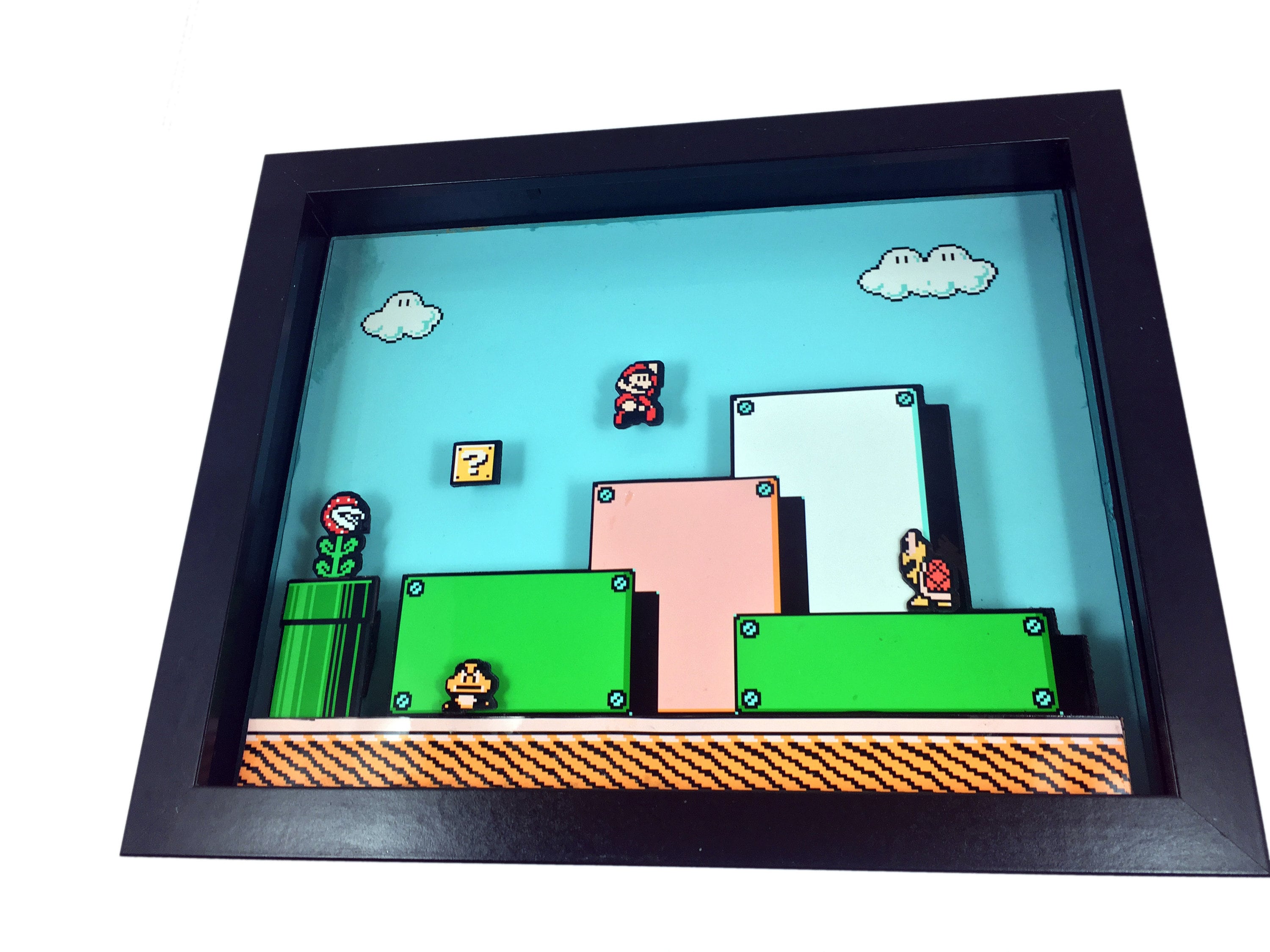 Super Mario Bros. 3 p-wing Mario 3D Shadow Box for Gamers -  Denmark