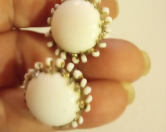 Vintage Miriam Haskell Button Earrings White Glass Seed Beads Wired to Edges Cute Summery Fun Screw Back
