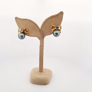 Vintage KJL Kenneth Jay Lane Bow and Pearl Earrings