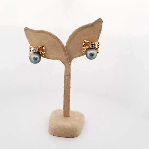 Vintage KJL Kenneth Jay Lane Bow and Pearl Earrin… - image 1