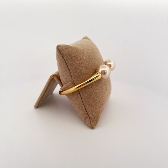 Vintage KJL Kenneth Jay Lane hinged Pearl Bracelet - image 6