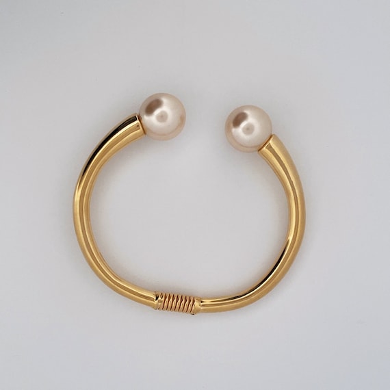 Vintage KJL Kenneth Jay Lane hinged Pearl Bracelet - image 8
