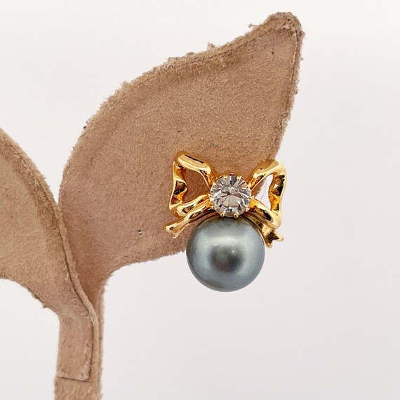 Vintage KJL Kenneth Jay Lane Bow and Pearl Earrin… - image 2