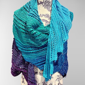 Mutter of Dragons Schal / Schultertuch häkeln