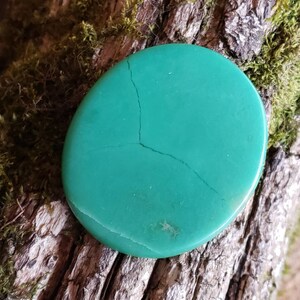 Gorgeous Australian Chrysoprase  Cabochon! Medium oval Cabochon. 50mm x 43mm. 19 grams! Jewlery making supplies. Metaphysical.