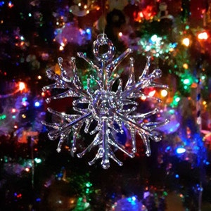 Handmade Clear Glass Snowflake Ornament ~ rounded tri-tip design~