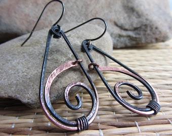 Pendientes de cobre martillado, joyería hecha a mano para mujer, pendientes colgantes largos negros, joyería de cobre boho