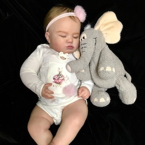 CUSTOM MADE - New realborn June asleep 25” 7 month old, made to order