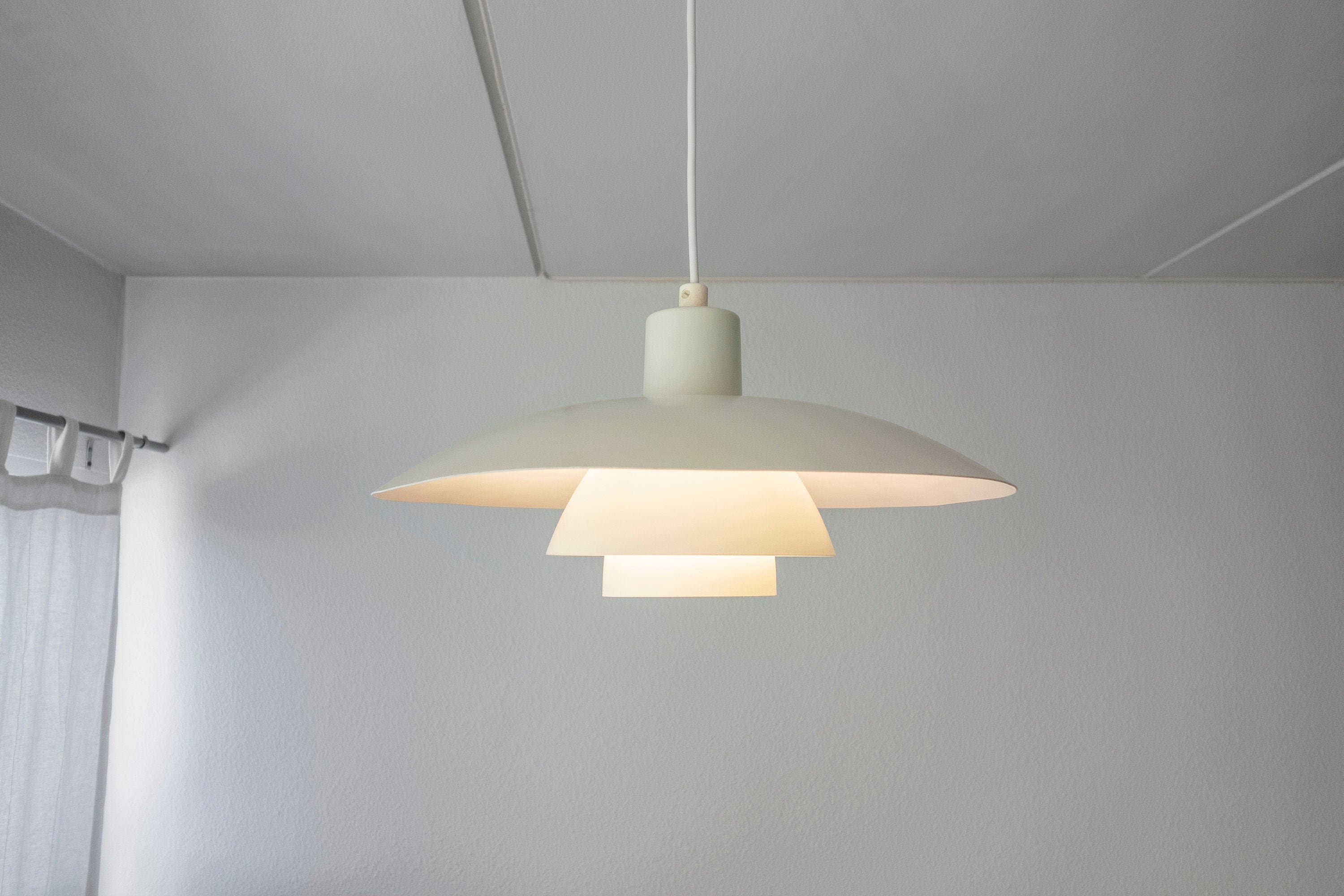 Purchase the PH 4/3 pendant lamp by Louis Poulsen