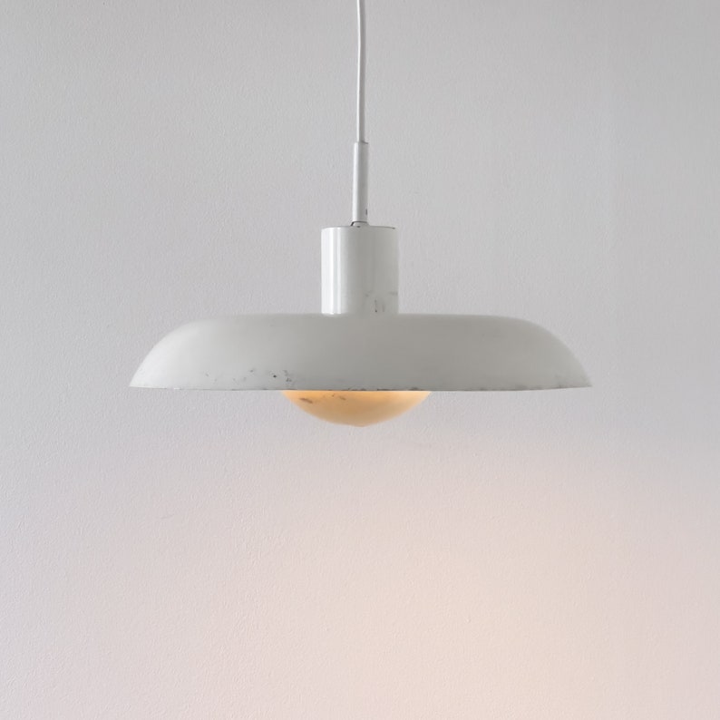 Sleek Ra-40 Pendant Designed by Piet Hein image 3