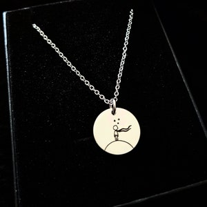 Kleiner Prinz Halskette, Geschenk Halskette, Prinz Halskette + CUSTOM BACK GRAVUR Option