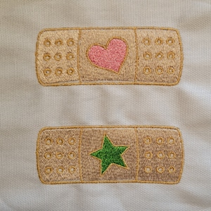 Bandaid in 4 Stilen Maschinenstickerei Design