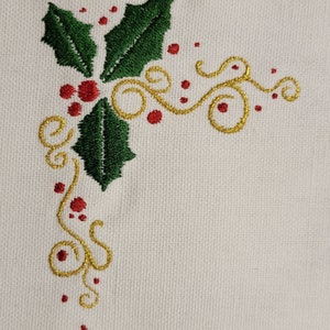 Holly Corner Border Machine Ricamo Design