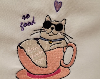 So Good Kitty In A Coffee Cup machine embroidery design download
