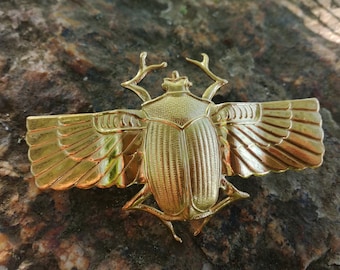 Scarabeo alato egiziano Pin spilla in ottone dorato con oro fino, grande spilla faraone antico, scarabeo alato d&#39;oro, spilla di fidanzamento di nozze