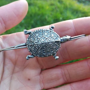 Turtle Safety Pin Tortoise Brooch Silver Plated Brass Sea Animals Brooch