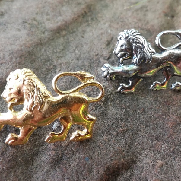 Broche Pin's Lion en Laiton Argenté ou Doré à l'or fin, Broche Animaux Savane Broche Signe Astrologique Lion, Lion Art Nouveau, Broche Félin