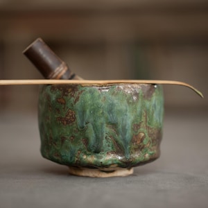 Handmade Stoneware Tea Bowl: Japanese Matcha Chawan