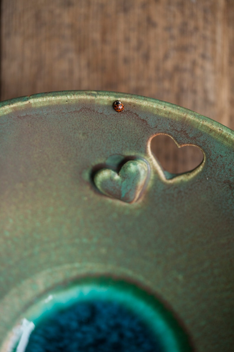 Decorative ceramic plate with pierced rim Heart Wedding gift Valentine's Day Ceramic fruit bowl Ceramic design Mother's Day Handmade potte image 3