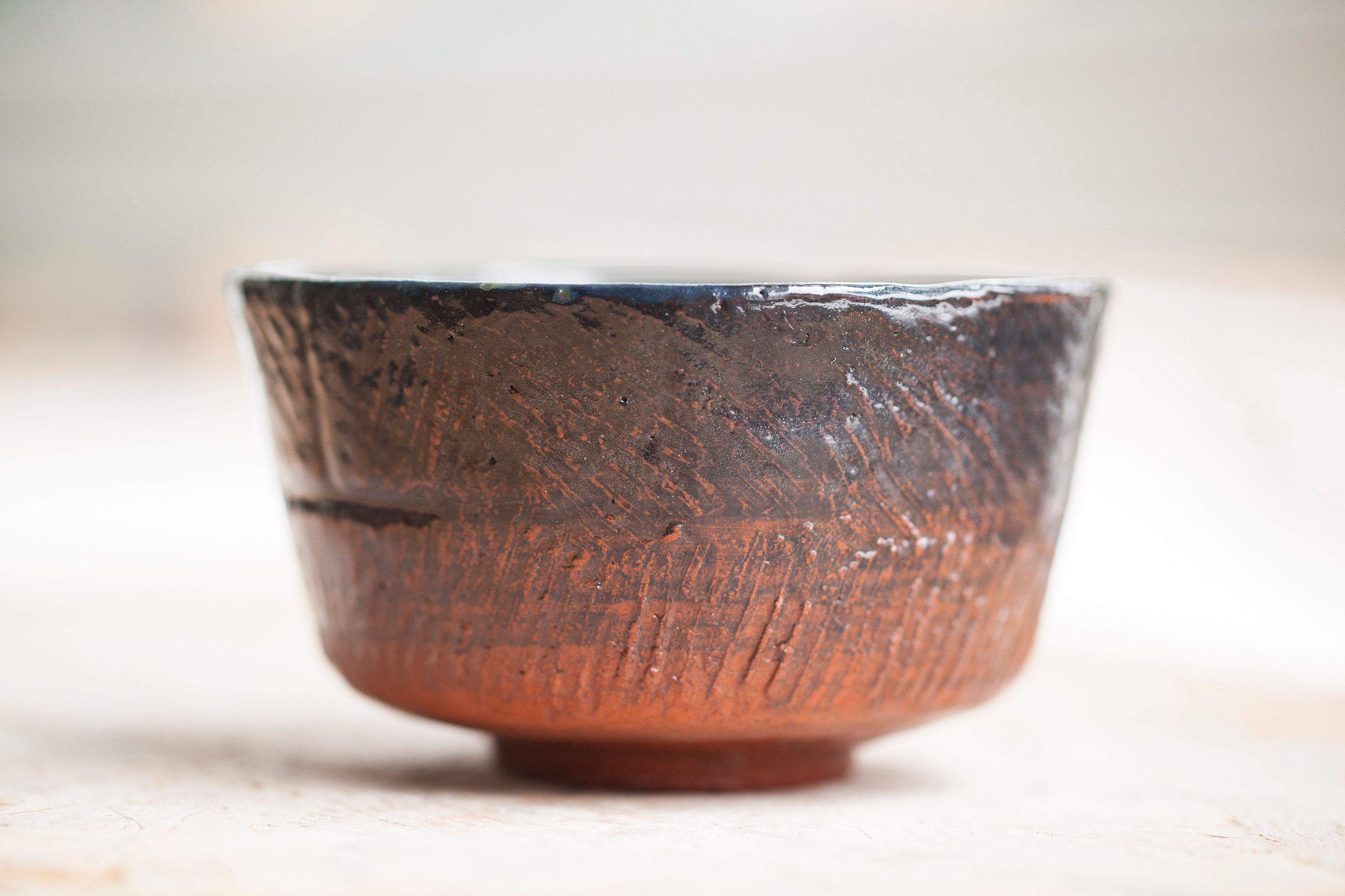 Matcha Tea Bowl (Chawan), white-brown, 13 x 8 cm