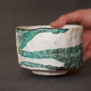 Handmade Ceramic Matcha Tea Bowl: Japanese Pottery Cup for Ceremony