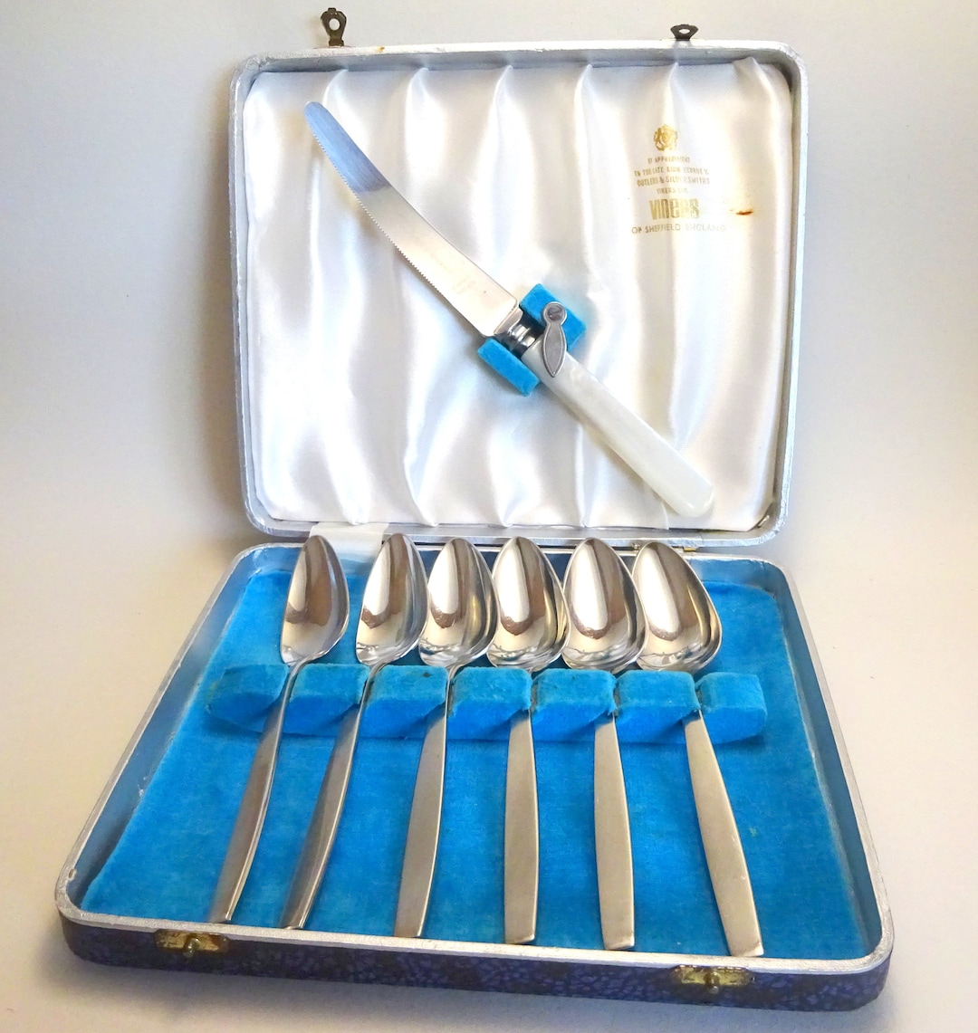 Cased Flatware, Viners Stainless Steel Grapefruit Spoons, Set of 6