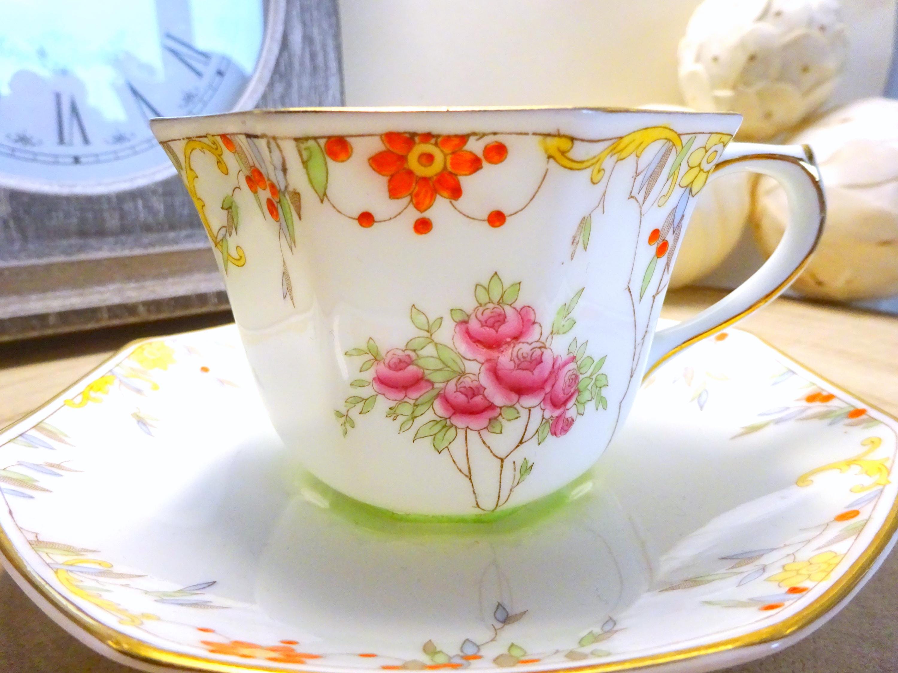 Royal doulton vintage trio tea set - Etsy 日本 Royal doulton vintage trio tea set - Etsy 日本