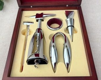 Vintage Wine Accessories Set in Case, Corkscrew, Stopper, Barware Tools