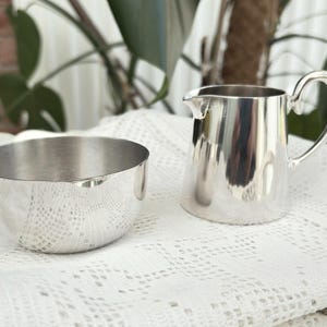 Vintage Walker and Hall Silver Plated Milk Jug & Sugar Bowl Set – Elegant Design, Art Deco Creamer Set