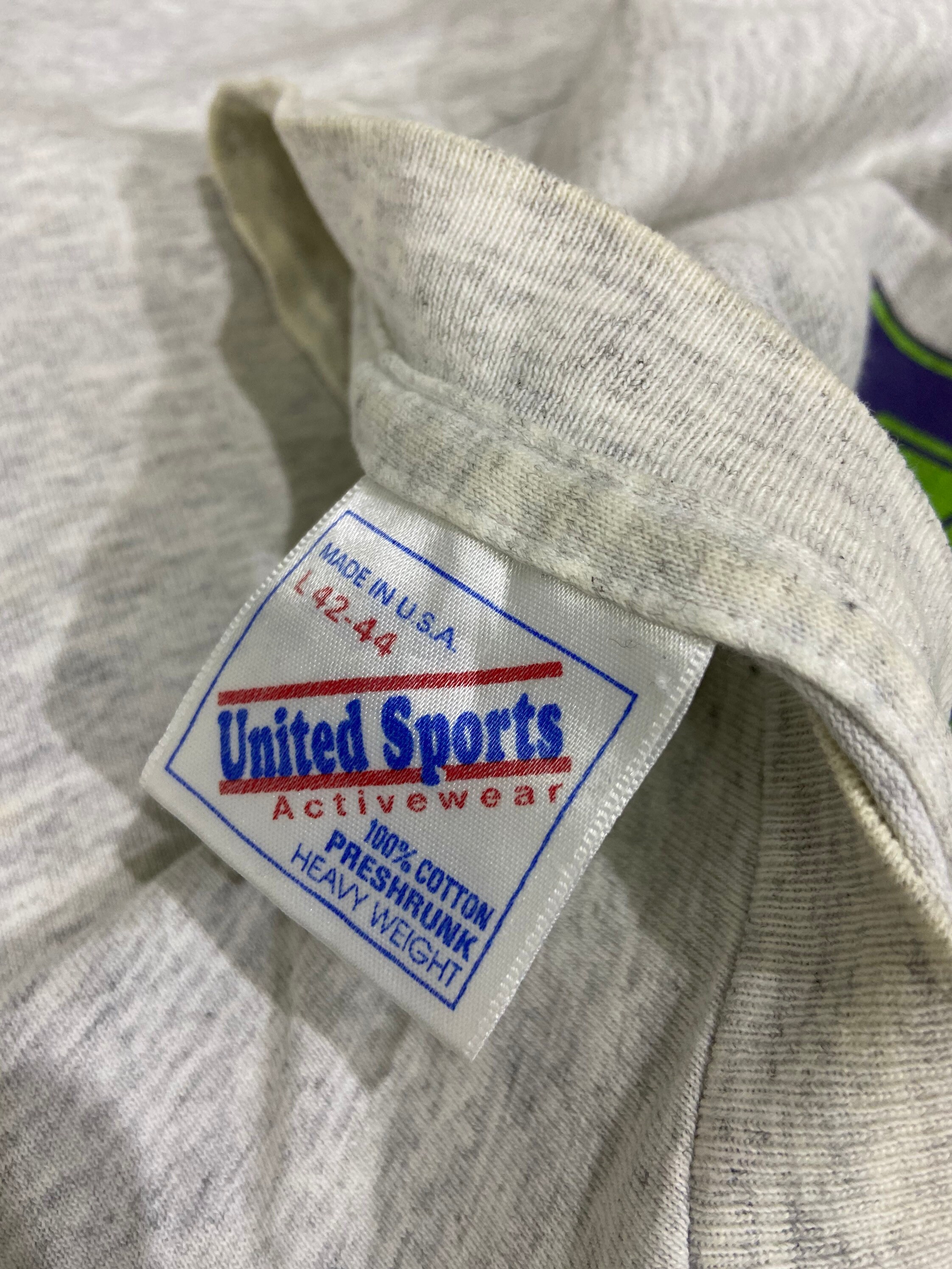 Vintage 90s United Skateboard Large Vintage 1990s United Vintage 90s United Skateboard Large Vintage 1990s United