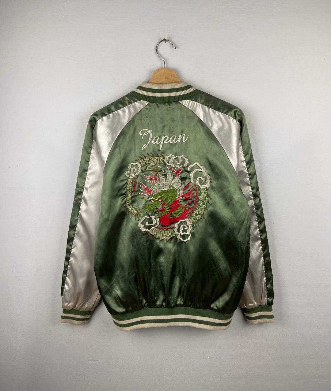 アート・デザイン・音楽 JAPANESE EMBROIDERED JACKETS VOL.1 il_1080xN.6361800692_7r4l.jpg