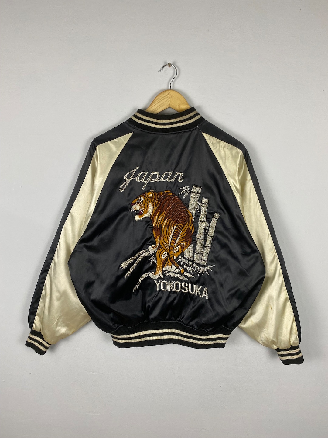 Vintage Tigers Souvenir Jacket Vintage 90s Sukajan Tokyo Japanese Embroidery Sukajan Satin Bomber Jacket Size L - Etsy Vintage Tigers Souvenir Jacket Vintage 90s Sukajan Tokyo Japanese Embroidery Sukajan Satin Bomber Jacket Size L - Etsy