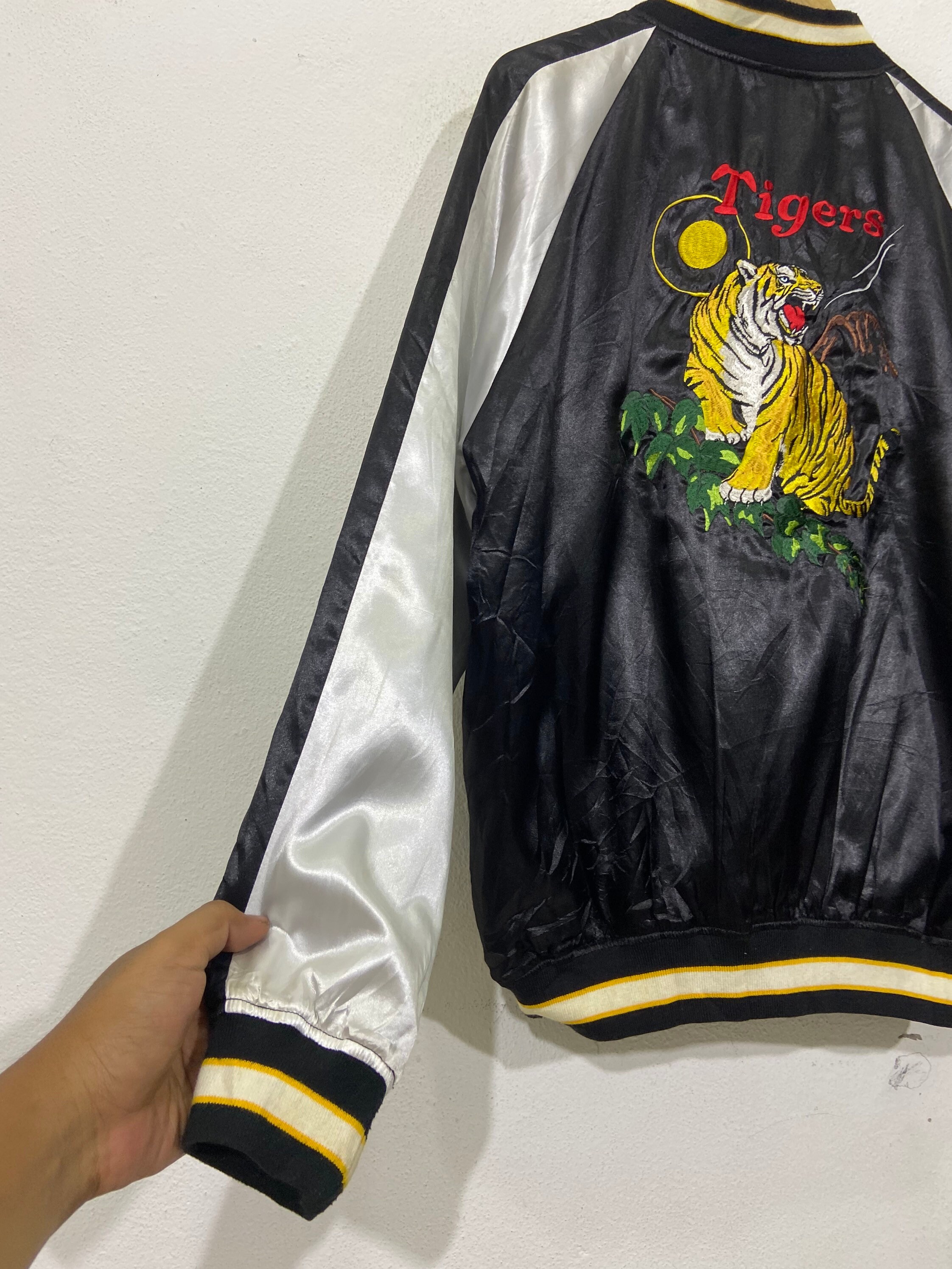 Vintage Tigers Souvenir Jacket Vintage 90s Sukajan Tokyo Vintage Tigers Souvenir Jacket Vintage 90s Sukajan Tokyo