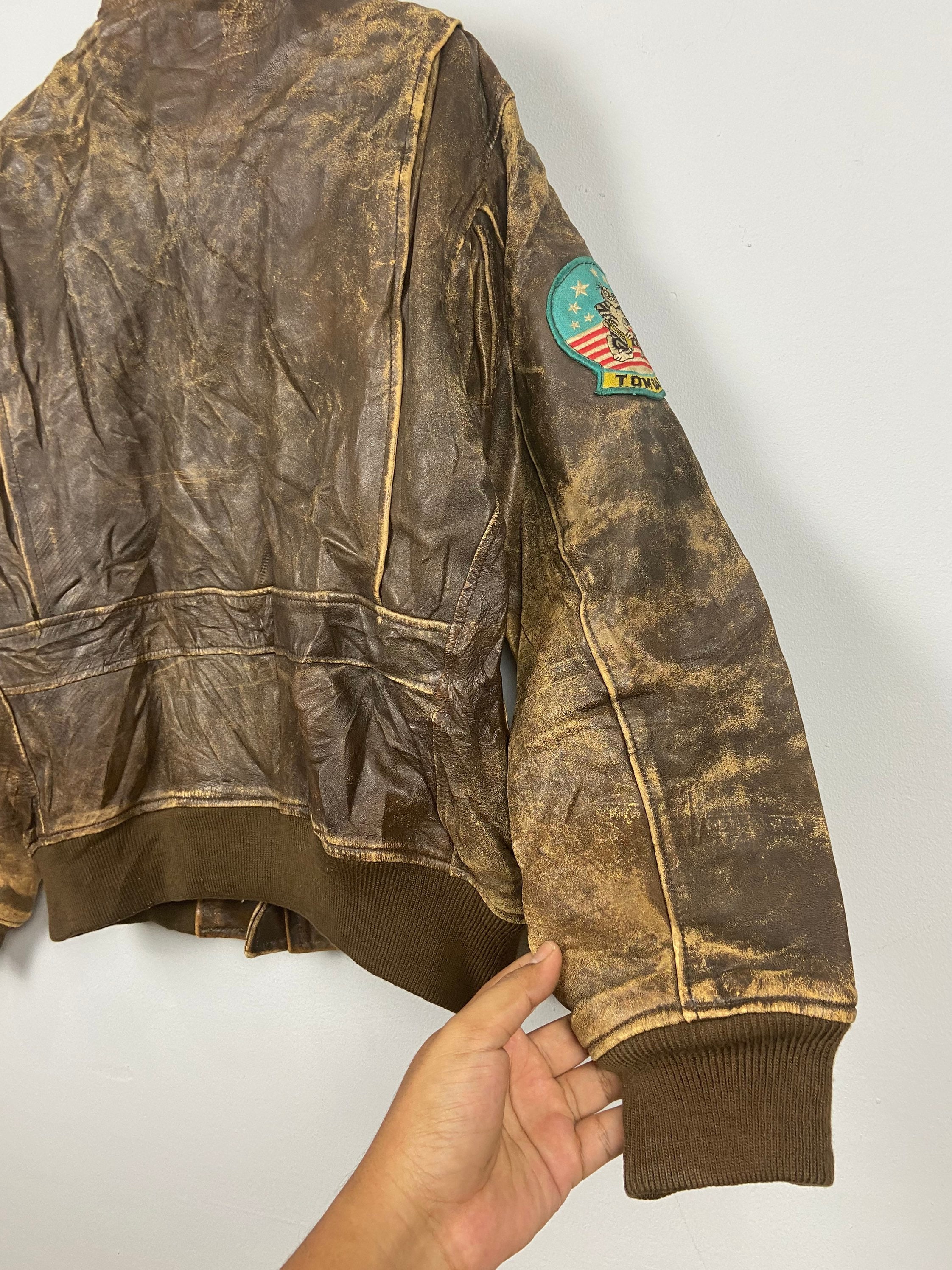 Vintage Type A-2 Flyers Leather Jacket Large 1990s A-2 Vintage Type A-2 Flyers Leather Jacket Large 1990s A-2