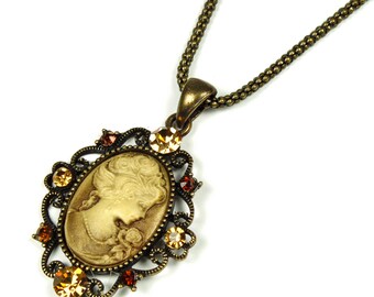 Collier camée style vintage