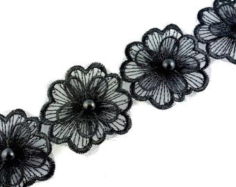 1 M fabric flower lace diameter 4.5 cm with Pearl Center - black