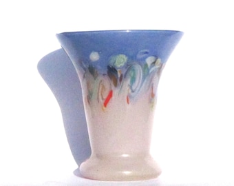 Vasart glass vase, early 1950s mid century modern, blue with multi-coloured flecks, 18.5 cm height, Monart interest